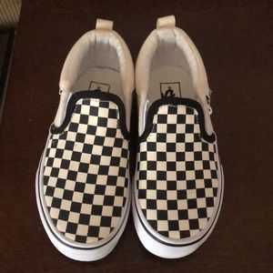 Beautiful vans shoes size 12 kids